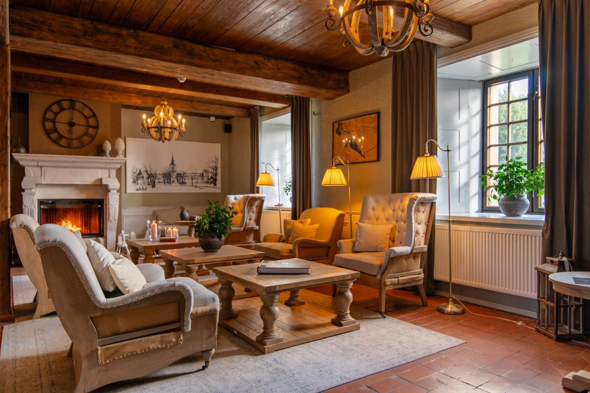 Hotel Podklasztorze Sulejów Extérieur photo