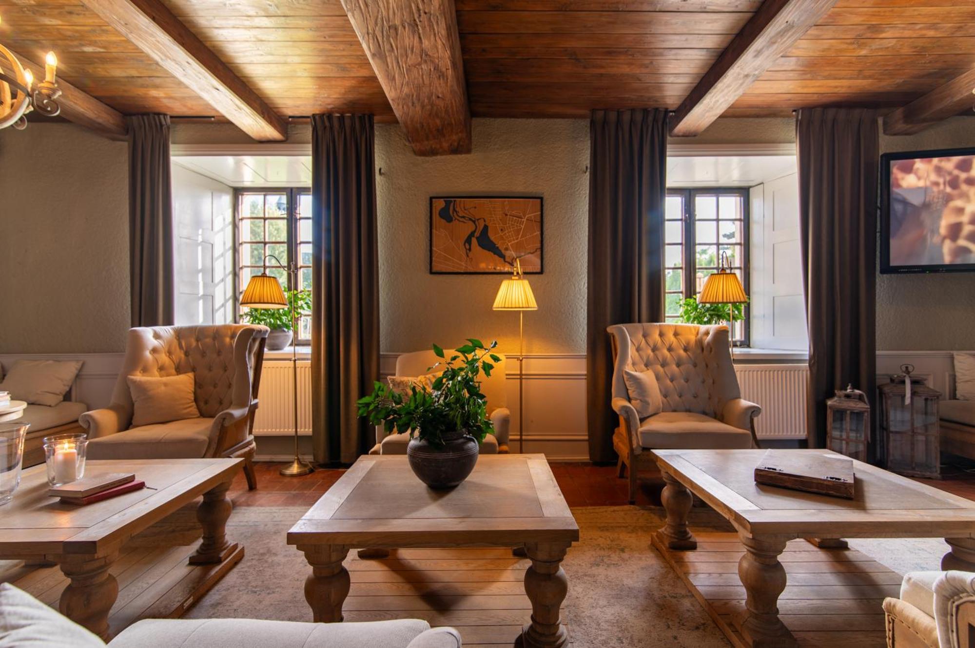 Hotel Podklasztorze Sulejów Extérieur photo